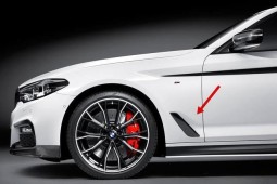 Накладка воздуховода крыла для BMW 5 G30 G31 G38 (Левая сторона)