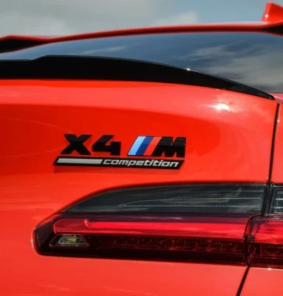 Эмблема BMW X4M COMPETITION